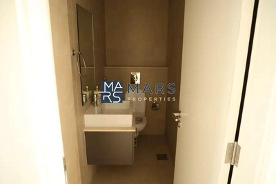 Modern Home with Spacious Living – Move-in Ready!-6