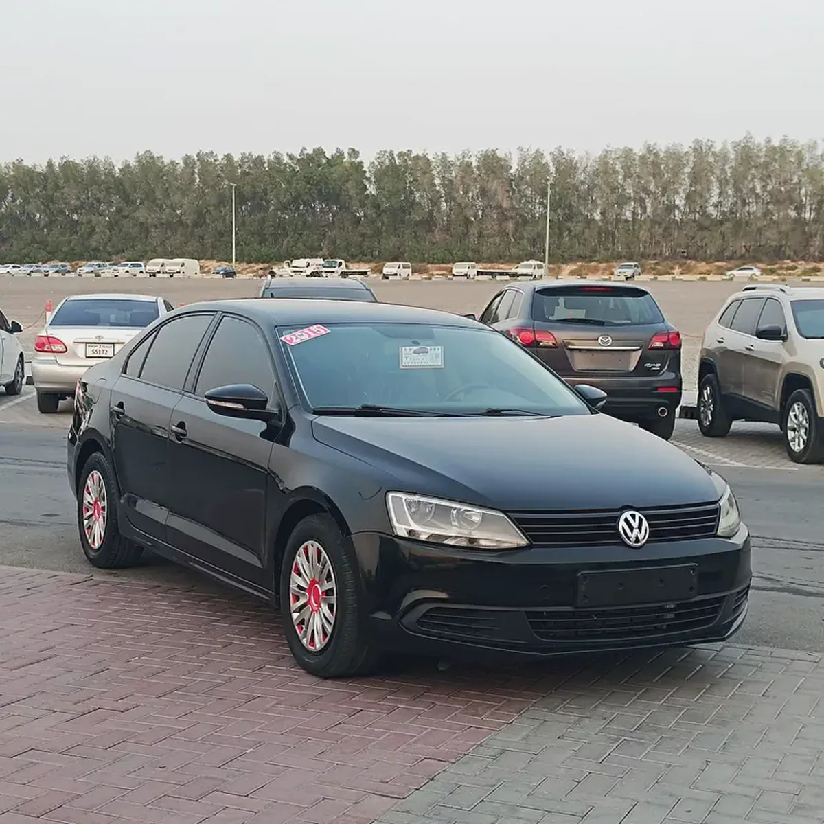 Volkswagen Jetta 2015 GCC Specs - Well Maintained-1-1