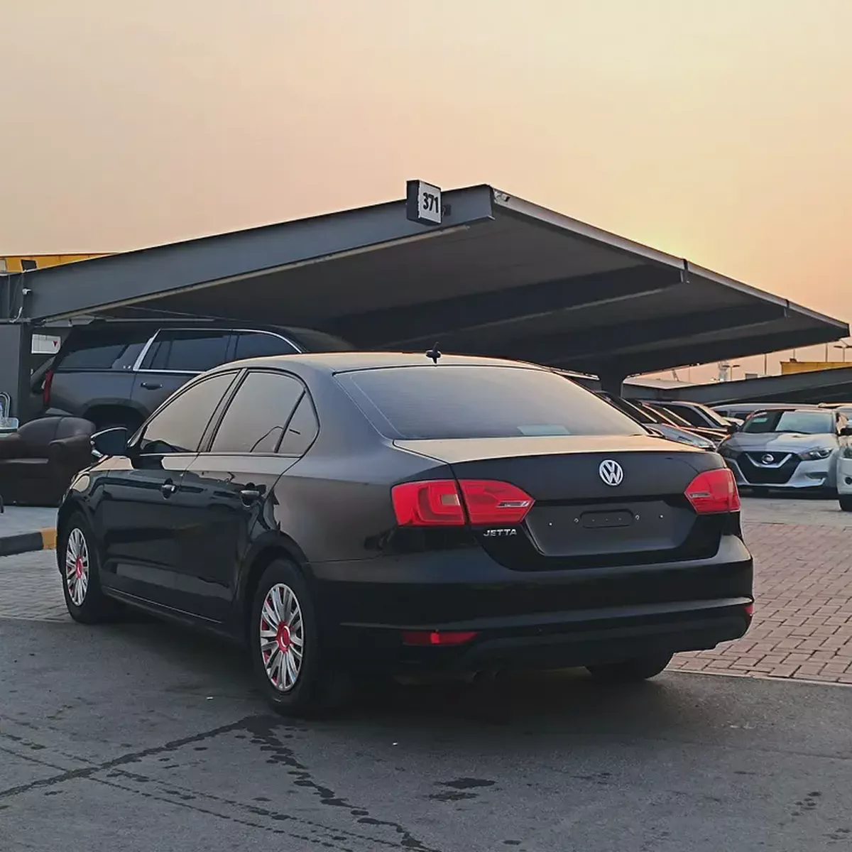 Volkswagen Jetta 2015 GCC Specs - Well Maintained-3-3