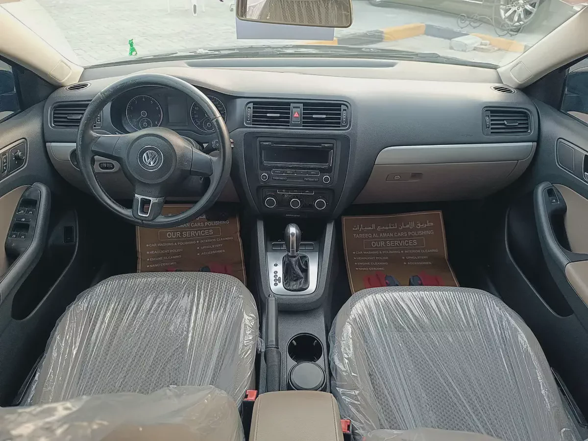 Volkswagen Jetta 2015 GCC Specs - Well Maintained-6-6