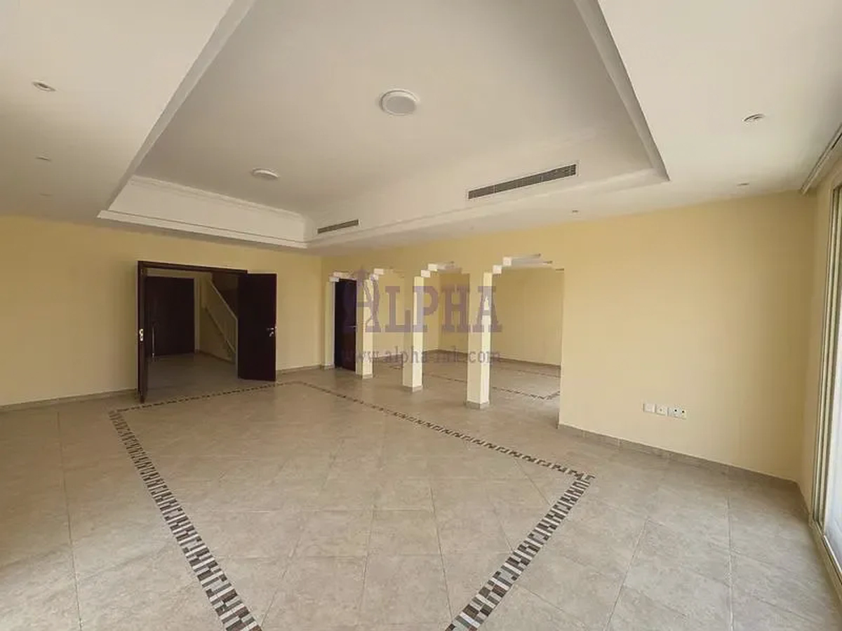 Spacious Villa | Comfotable Living | Huge Plot-2-2