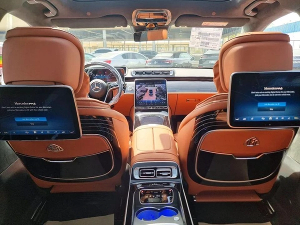 Mercedes Maybach S580 Maybach Under Agency Warranty 2026 GCC - AED 975,000 (AED 999,000)