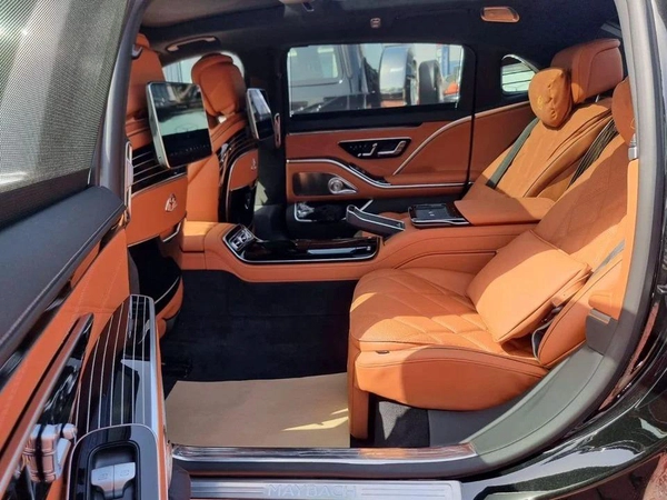 Mercedes Maybach S580 Maybach Under Agency Warranty 2026 GCC - AED 975,000 (AED 999,000)