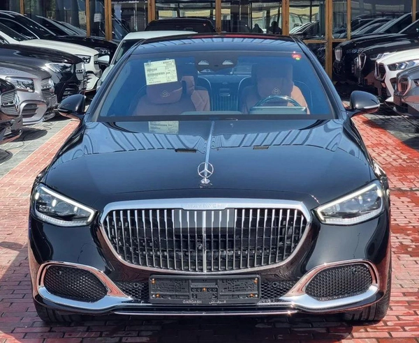 Mercedes Maybach S580 Maybach Under Agency Warranty 2026 GCC - AED 975,000 (AED 999,000)
