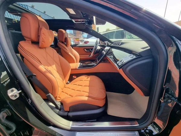 Mercedes Maybach S580 Maybach Under Agency Warranty 2026 GCC - AED 975,000 (AED 999,000)