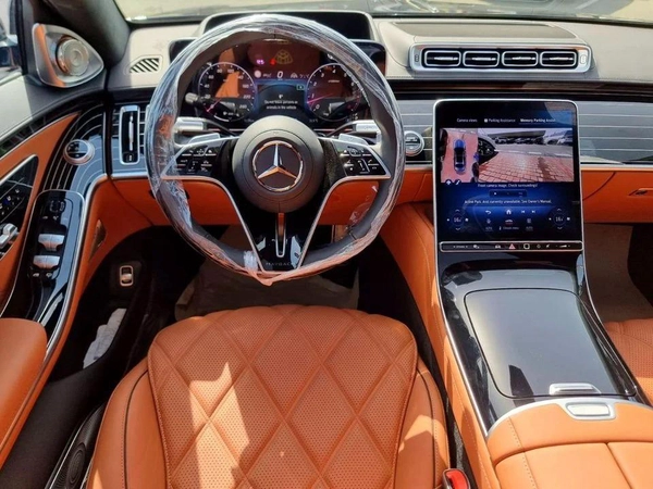 Mercedes Maybach S580 Maybach Under Agency Warranty 2026 GCC - AED 975,000 (AED 999,000)