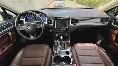 2013 Volkswagen Touareg Highline | G.C.C | Full Options-12