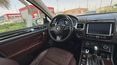 2013 Volkswagen Touareg Highline | G.C.C | Full Options-13