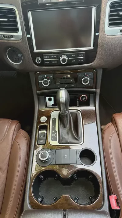 2013 Volkswagen Touareg Highline | G.C.C | Full Options-14