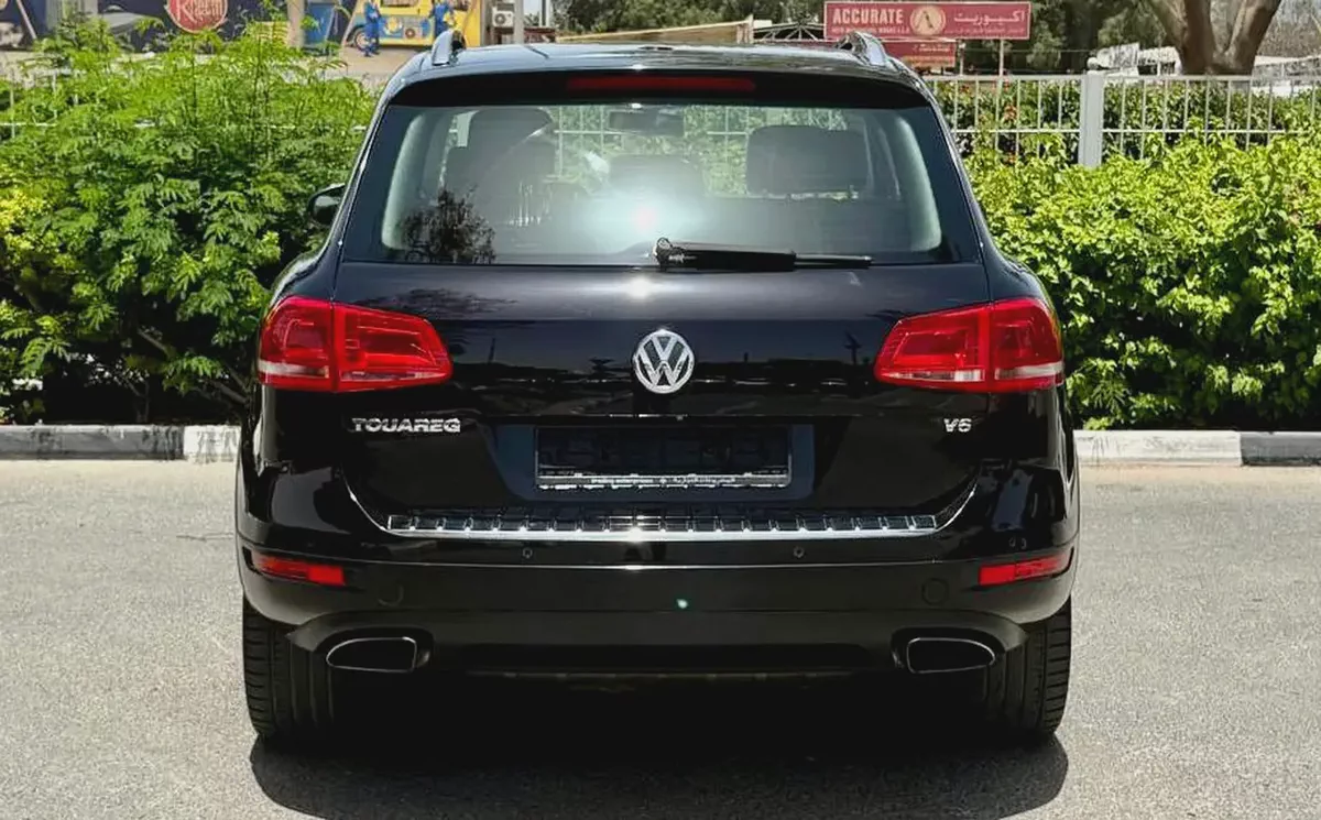 2013 Volkswagen Touareg Highline | G.C.C | Full Options-9-9