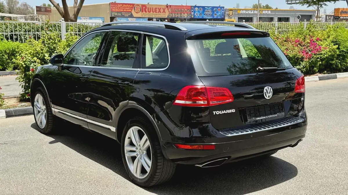 2013 Volkswagen Touareg Highline | G.C.C | Full Options-8-8