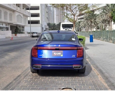 Hongqi H9 Deluxe | 2022A Statement of Power. A Sanctuary of Luxury.*3.5 years manufacturer warranty -16