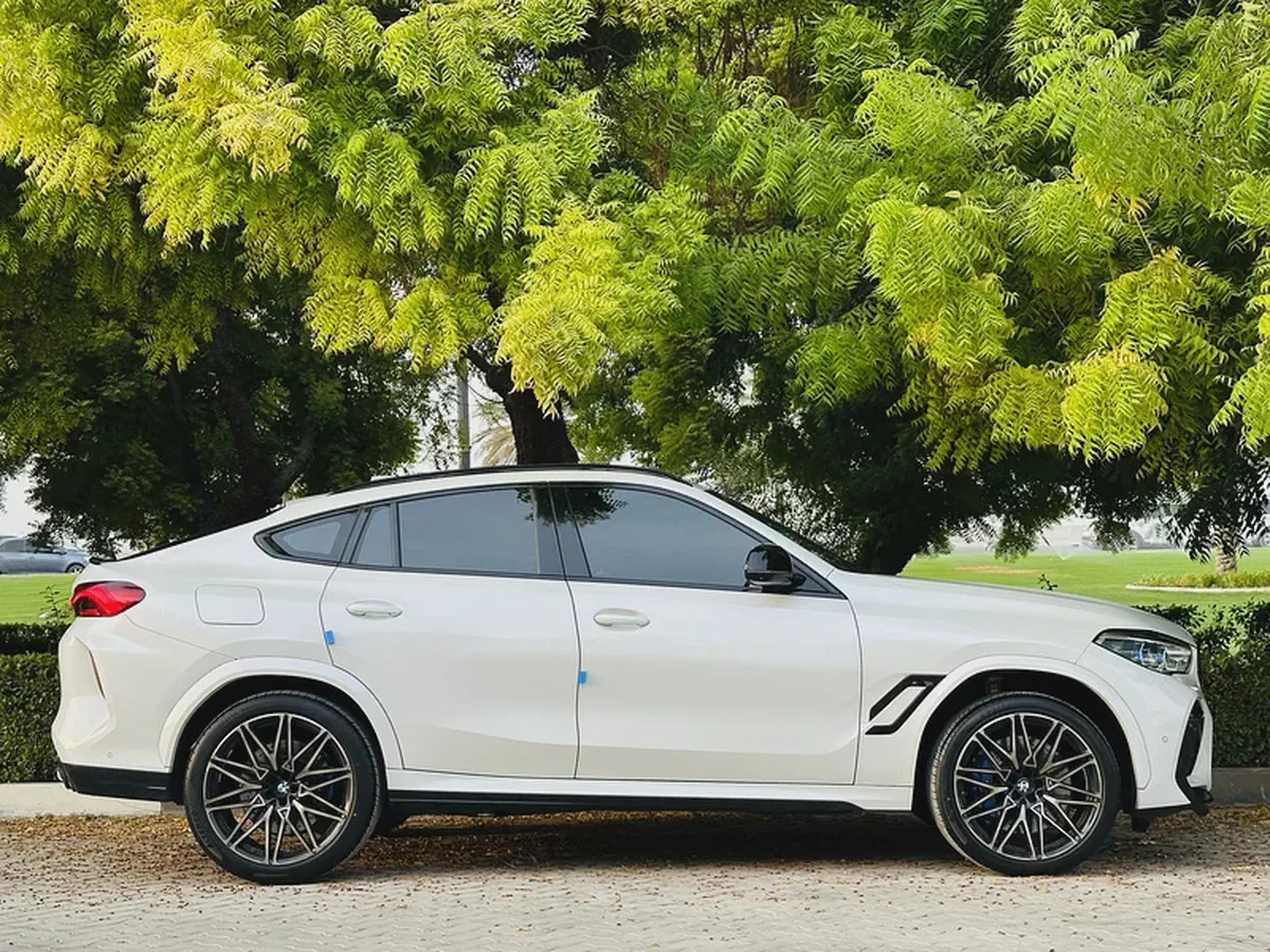 BMW X6 M COMPETITION FREE ACCIDENT UNDER WARRANTY-10-10