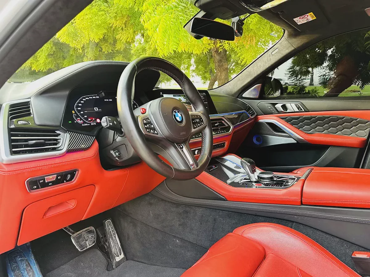 BMW X6 M COMPETITION FREE ACCIDENT UNDER WARRANTY-8-8