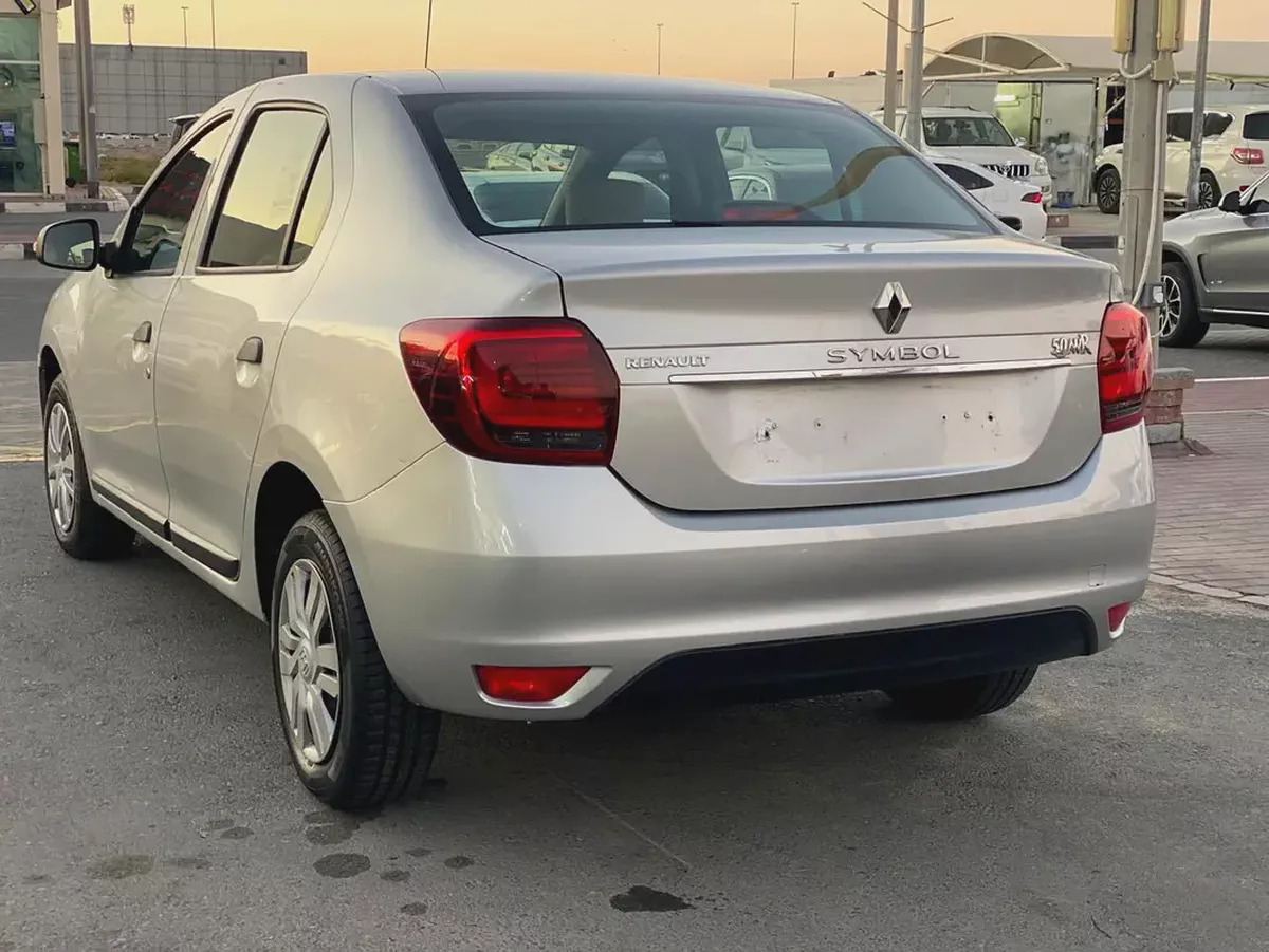 Renault Symbol 2019 silver-3-3