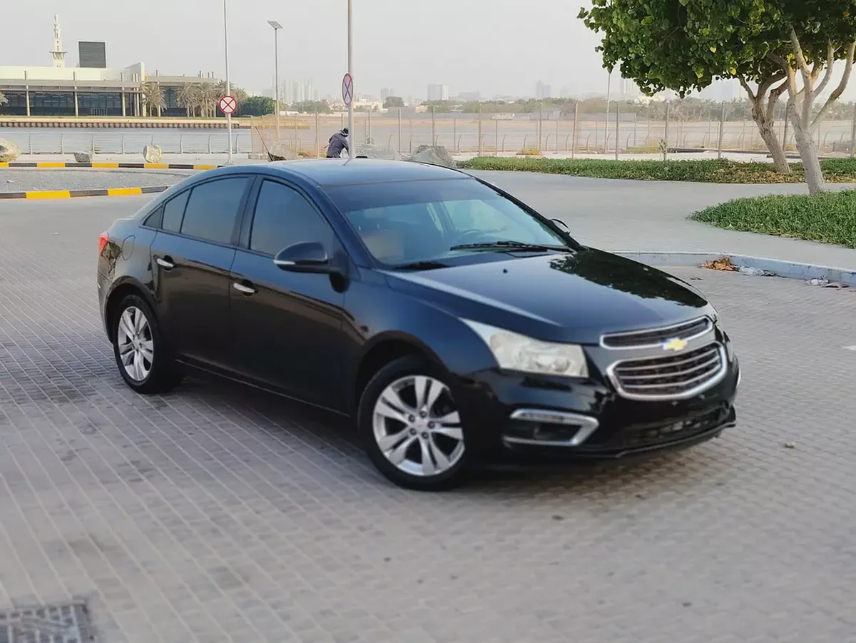 Chevrolet Cruze 2016 GCC FULL Option Top With Navigation Premium Condition 4 Cylinder Sedan-4-4