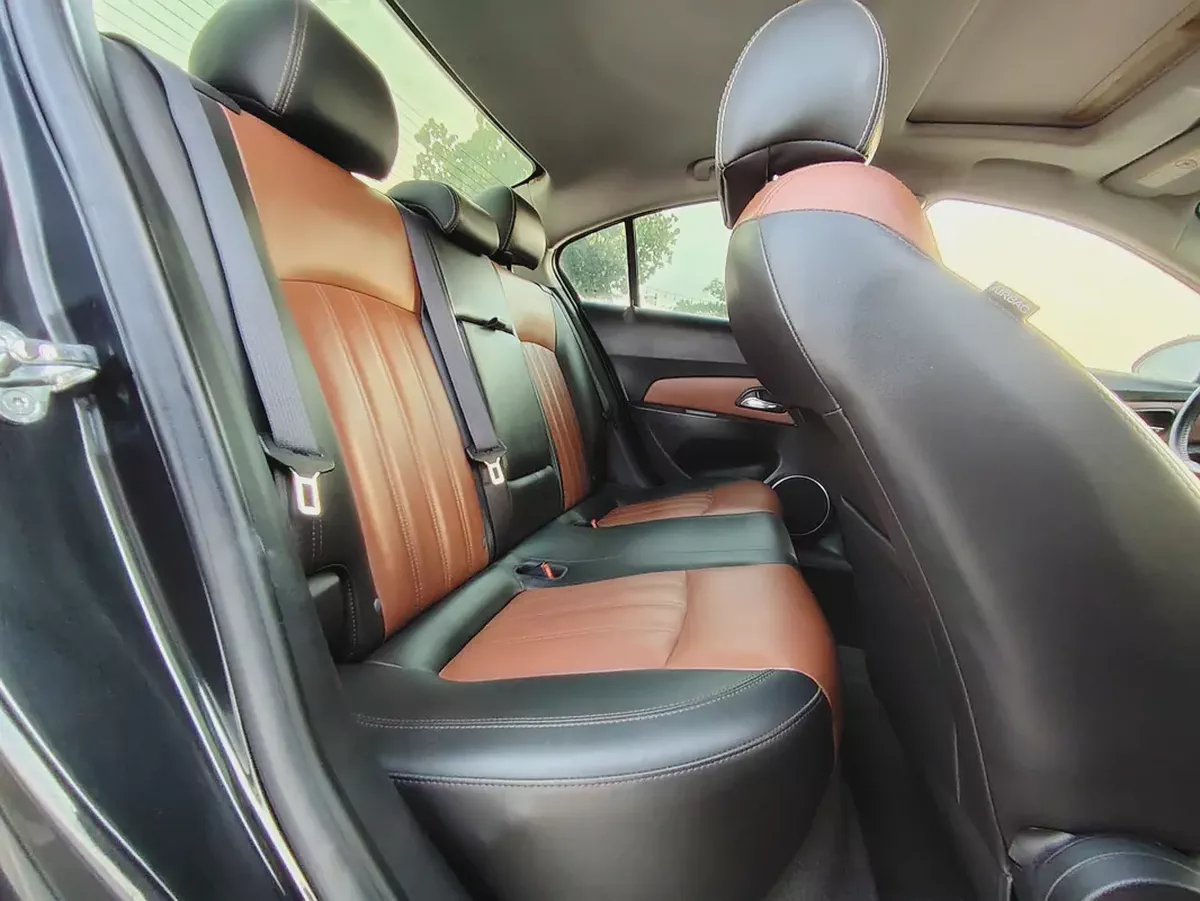 Chevrolet Cruze 2016 GCC FULL Option Top With Navigation Premium Condition 4 Cylinder Sedan-8-8