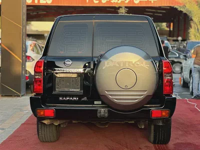 Nissan Patrol Safari 2021 GCC Specs Manual Transmission-6