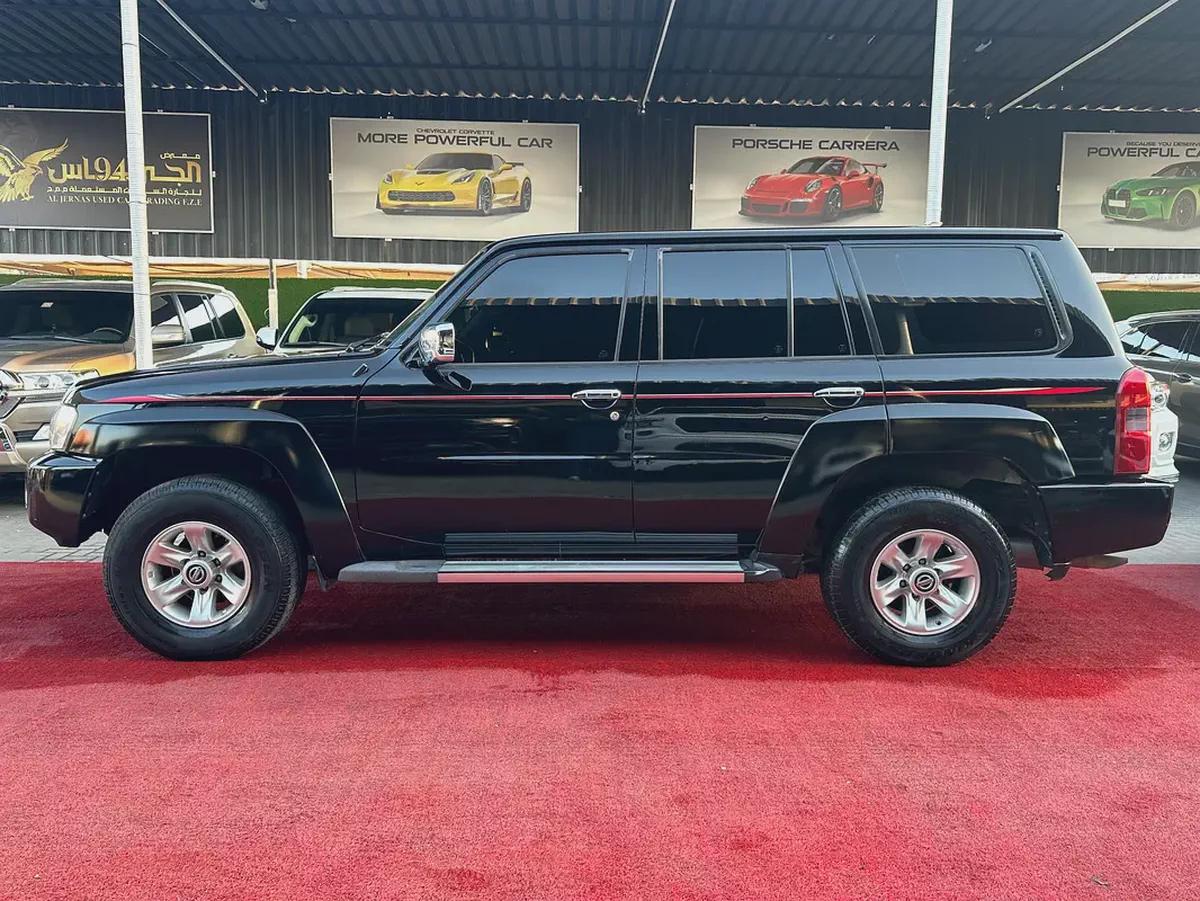 Nissan Patrol Safari 2021 GCC Specs Manual Transmission-2-2