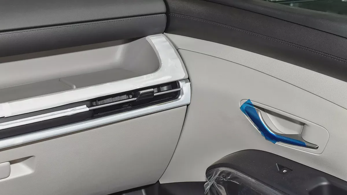 Brand New 2025 Hyundai Tucson GLS | GCC Specs | Zero km-19-19