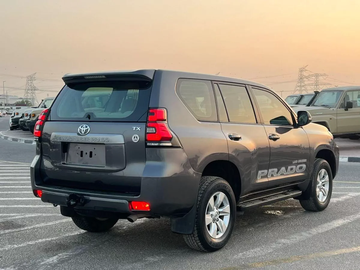 Toyota Prado TX-L 2022 Toyota Prado TX 2.7L V4- AWD 4x4 - No accident  - 2 key Rear  Sensor --4-0