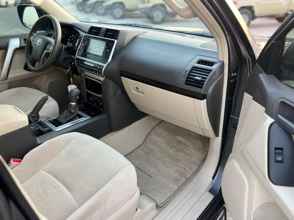 Toyota Prado TX-L 2022 Toyota Prado TX 2.7L V4- AWD 4x4 - No accident  - 2 key Rear  Sensor --8-0