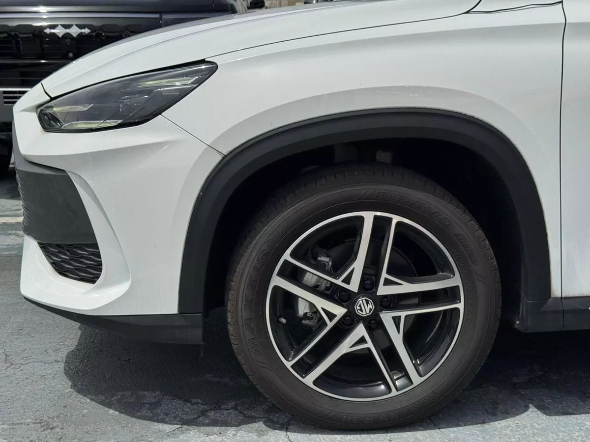 MG One LUX 1.5L Petrol FWD 2024 Export Price @ 47,000 AED-14-0