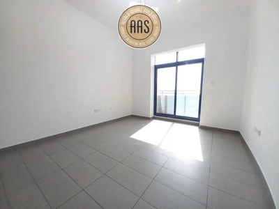 In prime location Chiller free luxurious huge 2bhk with all amenities-12