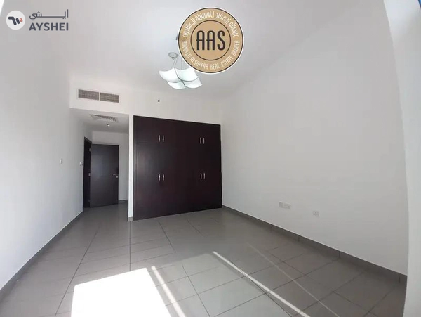 In prime location Chiller free luxurious huge 2bhk with all amenities