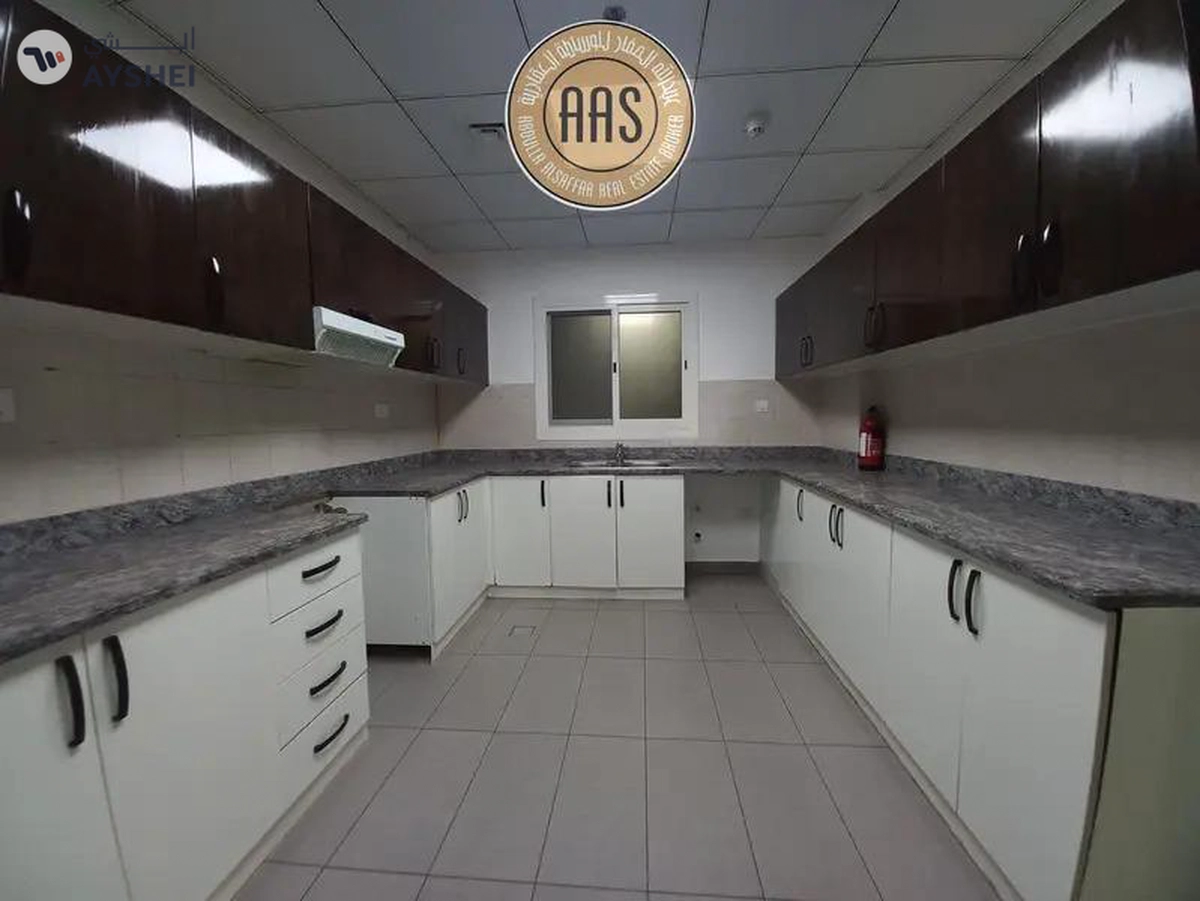 In prime location Chiller free luxurious huge 2bhk with all amenities-15-15
