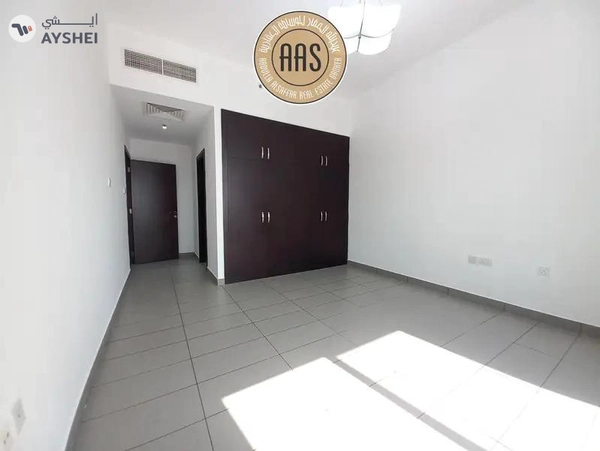 In prime location Chiller free luxurious huge 2bhk with all amenities