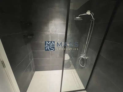 Spacious 1 bedroom | Semi Close Kitchen | Balcony |-8