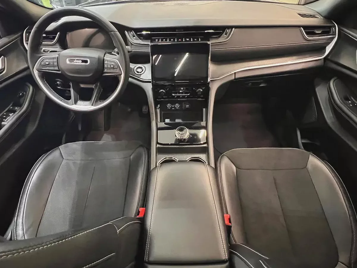 !! 2024!! Jeep | Grand Cherokee L | GCC | Under Warranty | Immaculate Condition | 46000 Driven-12-12