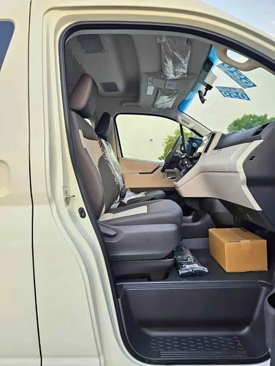 Toyota Hiace GL HIGHROOF GL/3.5L V6 PETROL A/T /HIGH OPTION 13 SEATER/ CODE # HHGL35MP-8