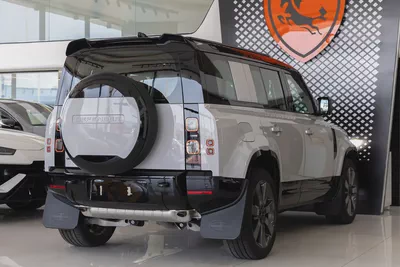 Land Rover Defender | 110 X-Dynamic HSE P400 | GCC Specs | 2026 (Export)-3