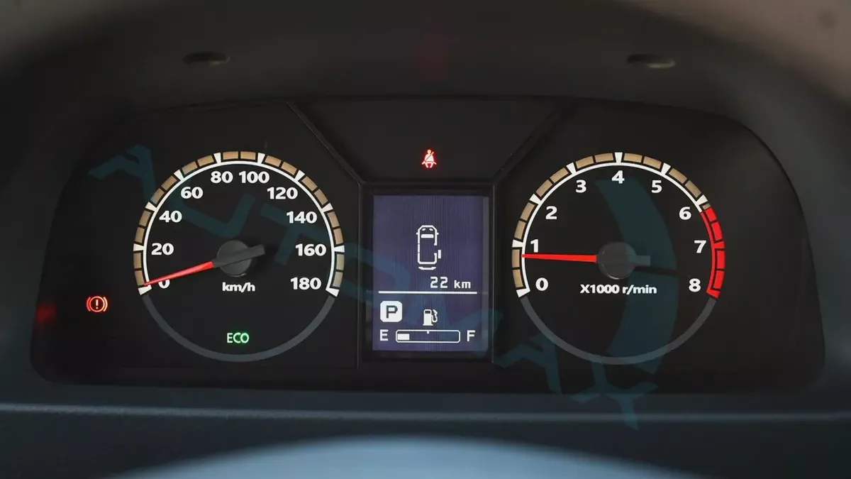 2025 CMC D260 Window Van 2.4L RWD GCC BRAND NEW With 3 Years Or 100,000 Km Warranty-8-8