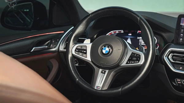 2023 BMW X4 - xDrive - M-Package | 20,000 kms