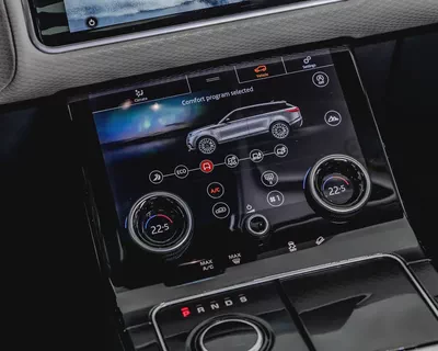RANGE ROVER VELAR - P250 - SE - 2020 - GCC - FSH - EXCELLENT CONDITION-12