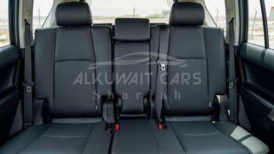 Toyota Prado TOYOTA PRADO VX 4.0P AT MY2023 – GREY-17