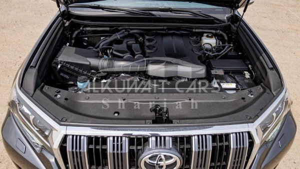 Toyota Prado TOYOTA PRADO VX 4.0P AT MY2023 – GREY