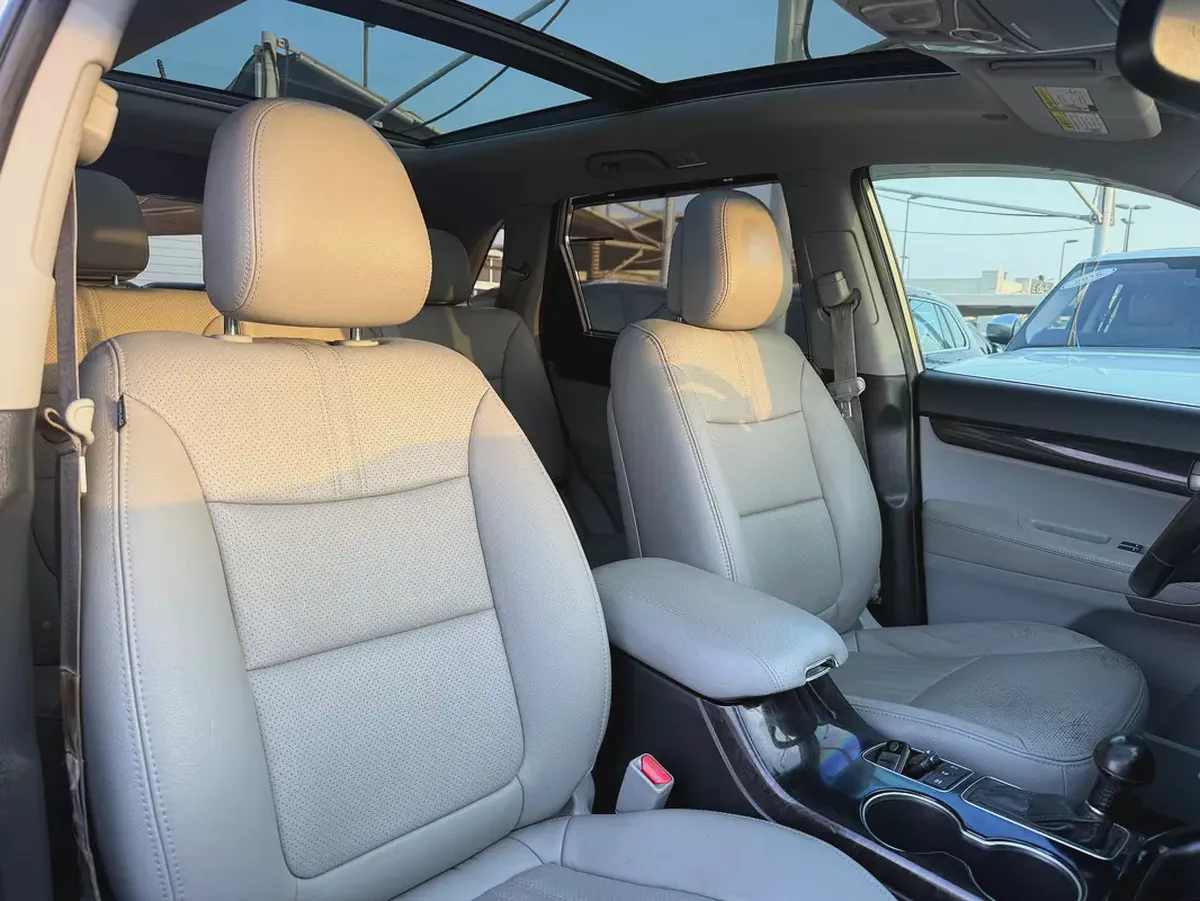 2015 Kia Sorento SX - Premium Trim - American Specs-11-11