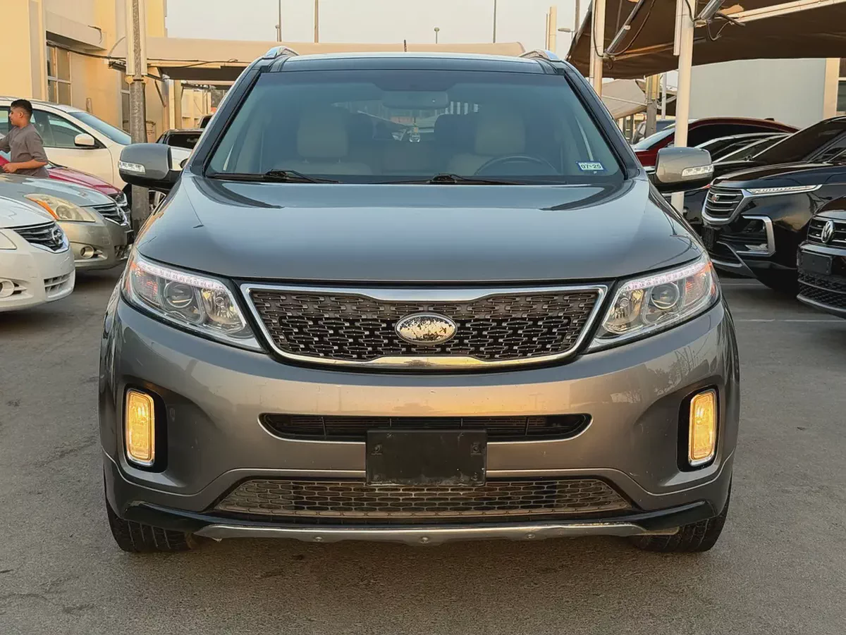 2015 Kia Sorento SX - Premium Trim - American Specs-1-1