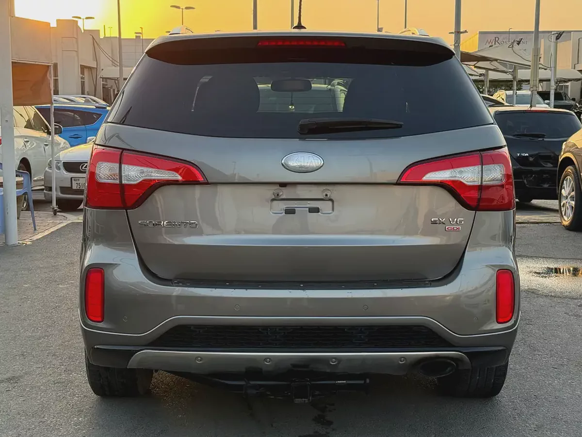 2015 Kia Sorento SX - Premium Trim - American Specs-4-4