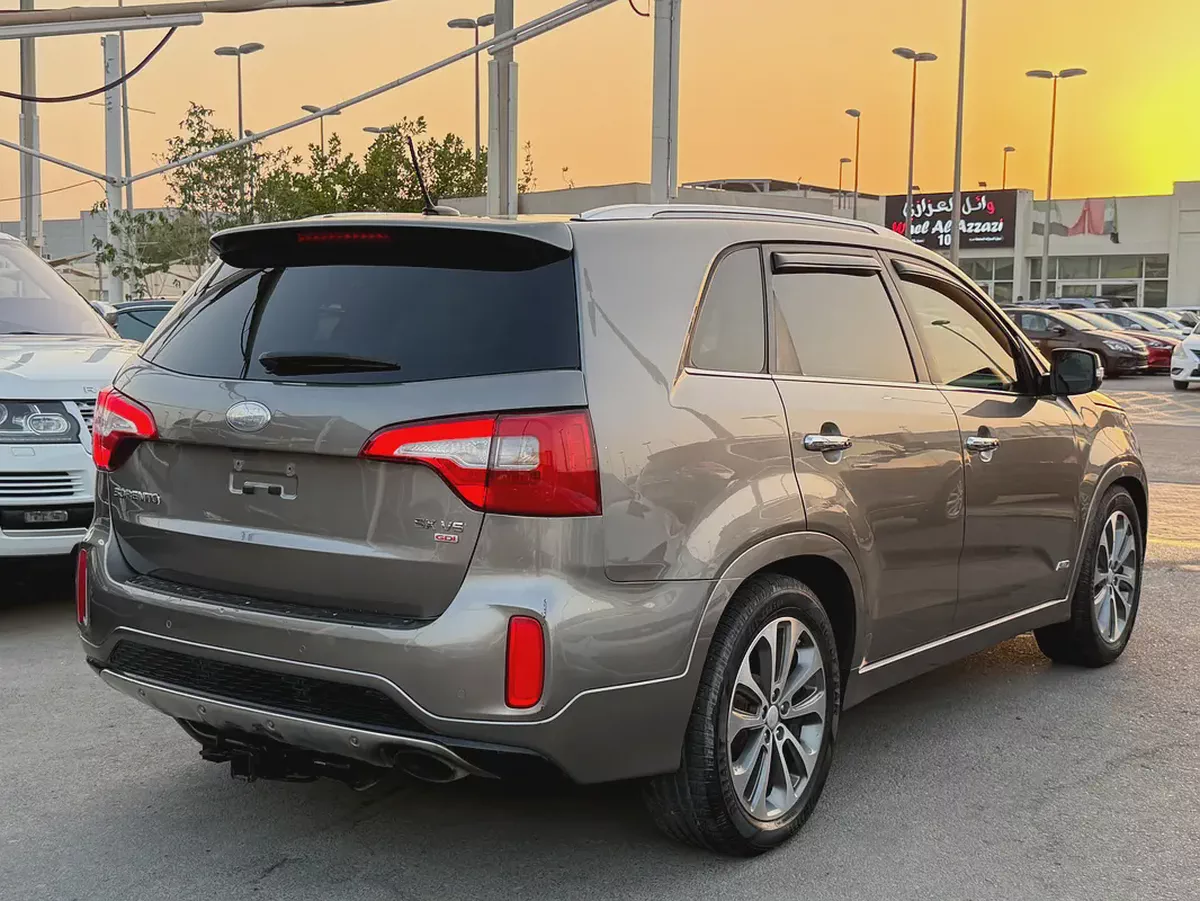 2015 Kia Sorento SX - Premium Trim - American Specs-5-5