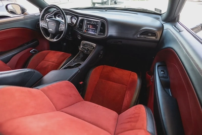 Dodge Challenger-14