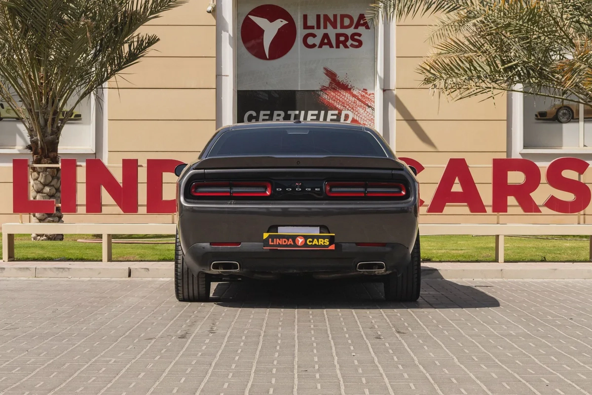 Dodge Challenger-17-17