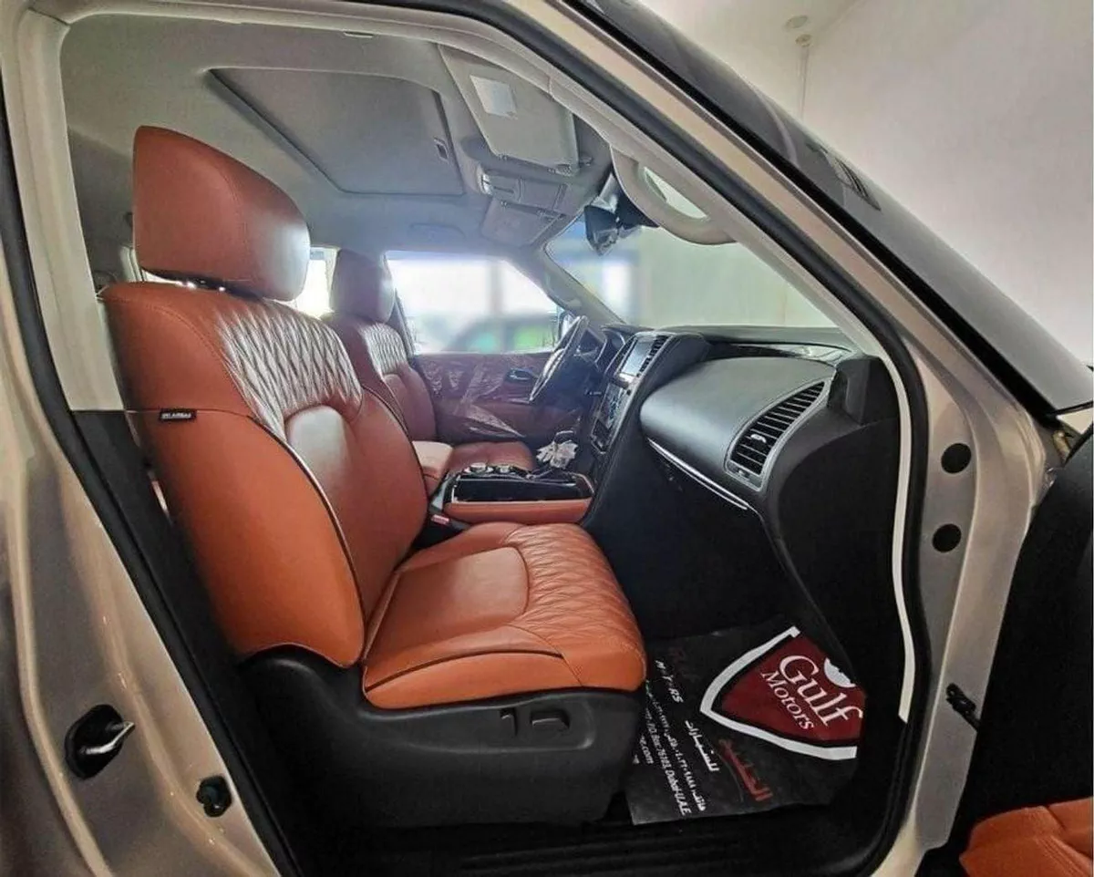 Nissan Patrol SE PLATINUM CITY LE PLATINUM CITY 5.6L-8CYL-400HP PLATINUM RADAR EXCELLENT CONDITION GCC SPECIFICATI-7-0