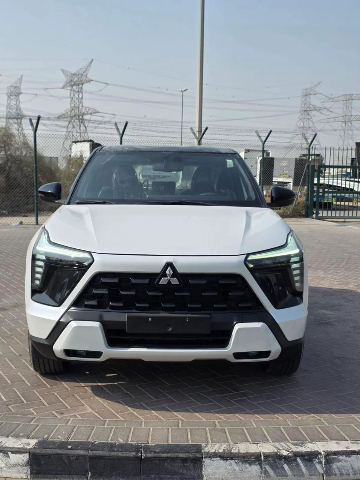 Mitsubishi Xforce H LINE 2025 MITSUBISHI XFORCE 1.5L P-LINE BLACK EDITION-1-0