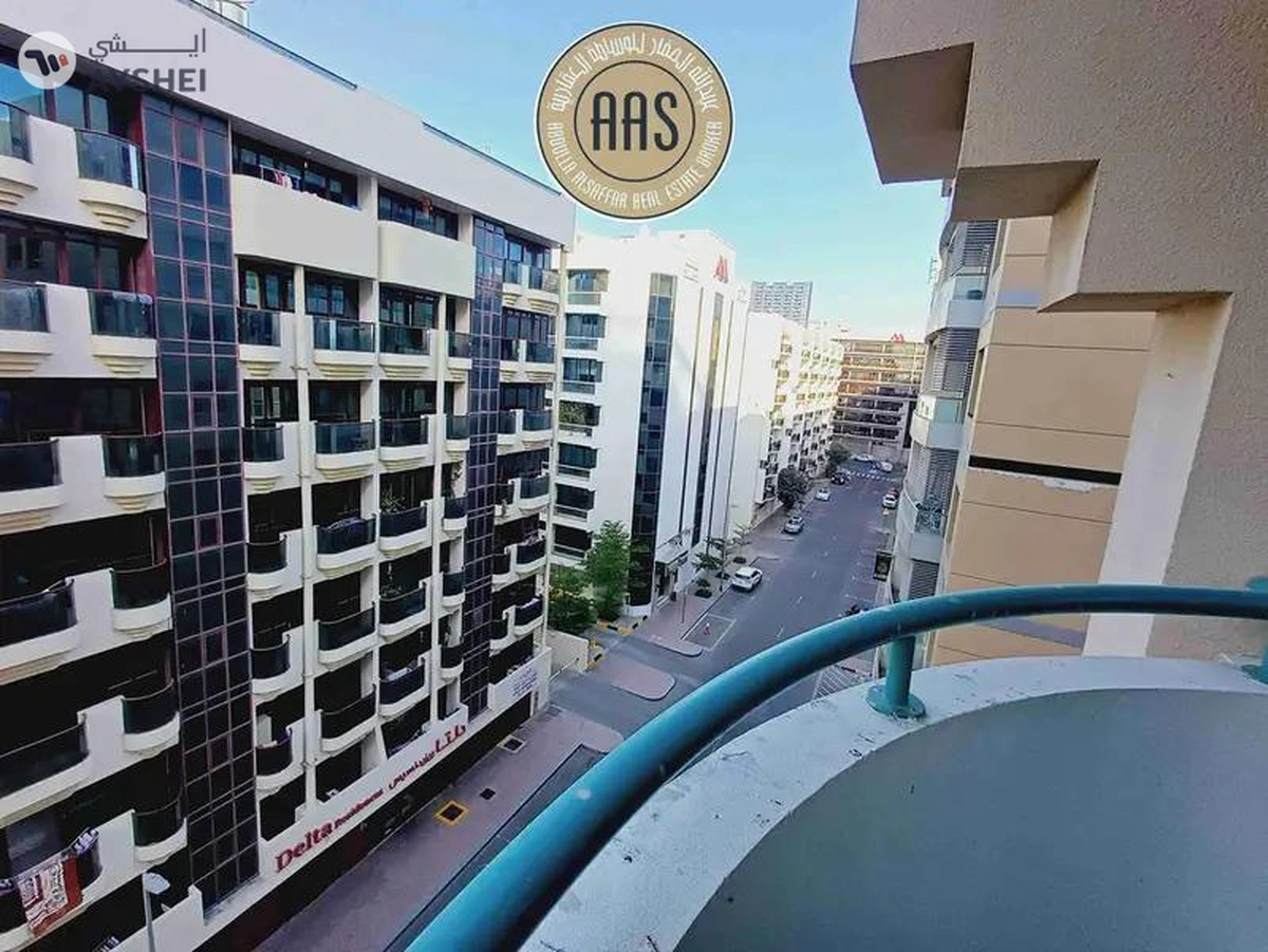 No Commission !! 1BHK apartment !! Luxurious and spacious !! Near to metro station-11-11