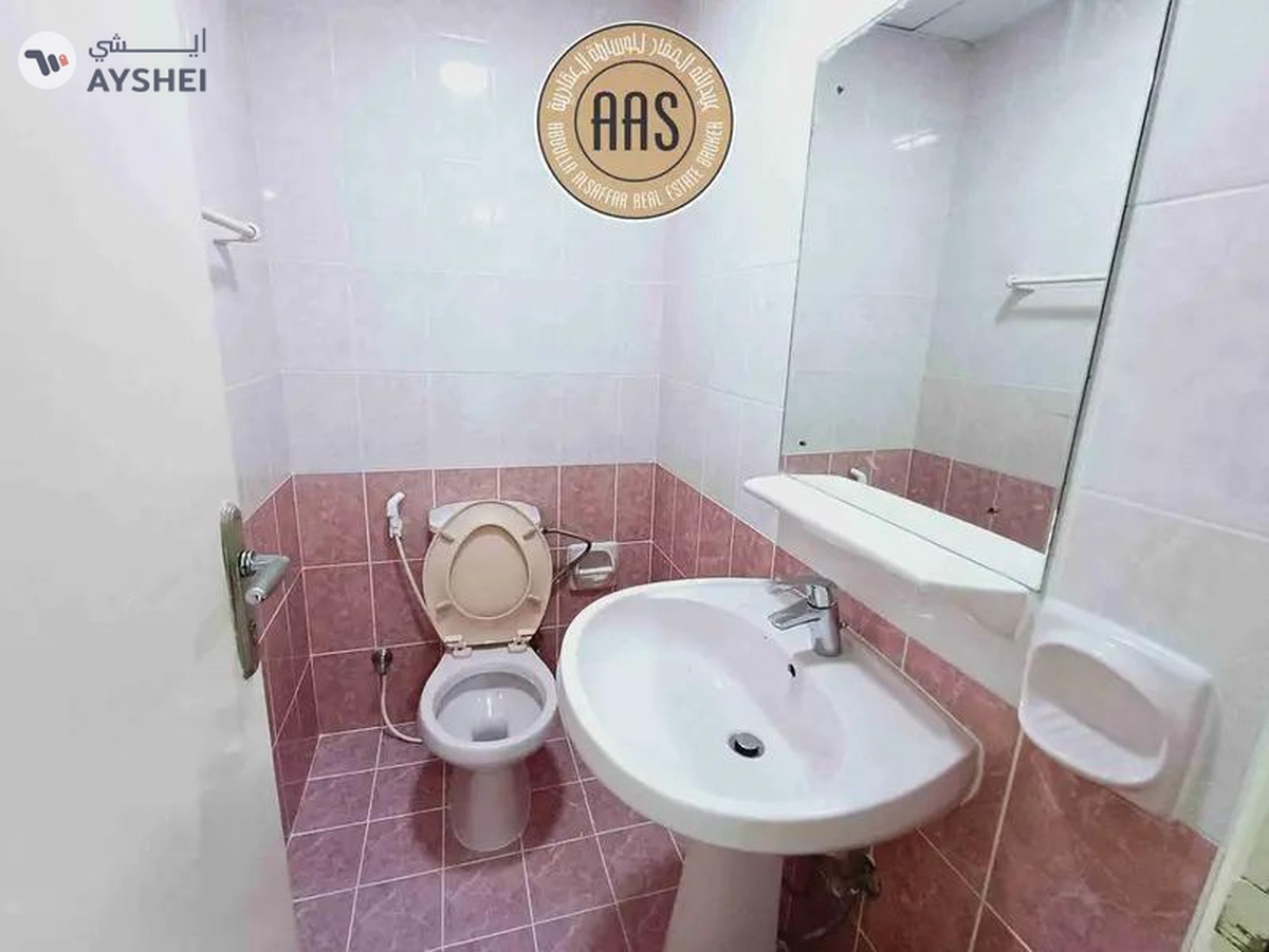 No Commission !! 1BHK apartment !! Luxurious and spacious !! Near to metro station-14-14